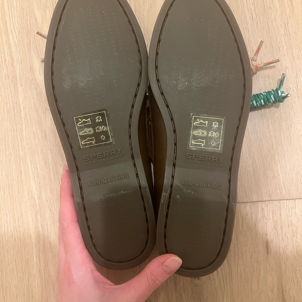 Aritzia Sperry Boat Shoes - Size 6 - Picture 3 of 4